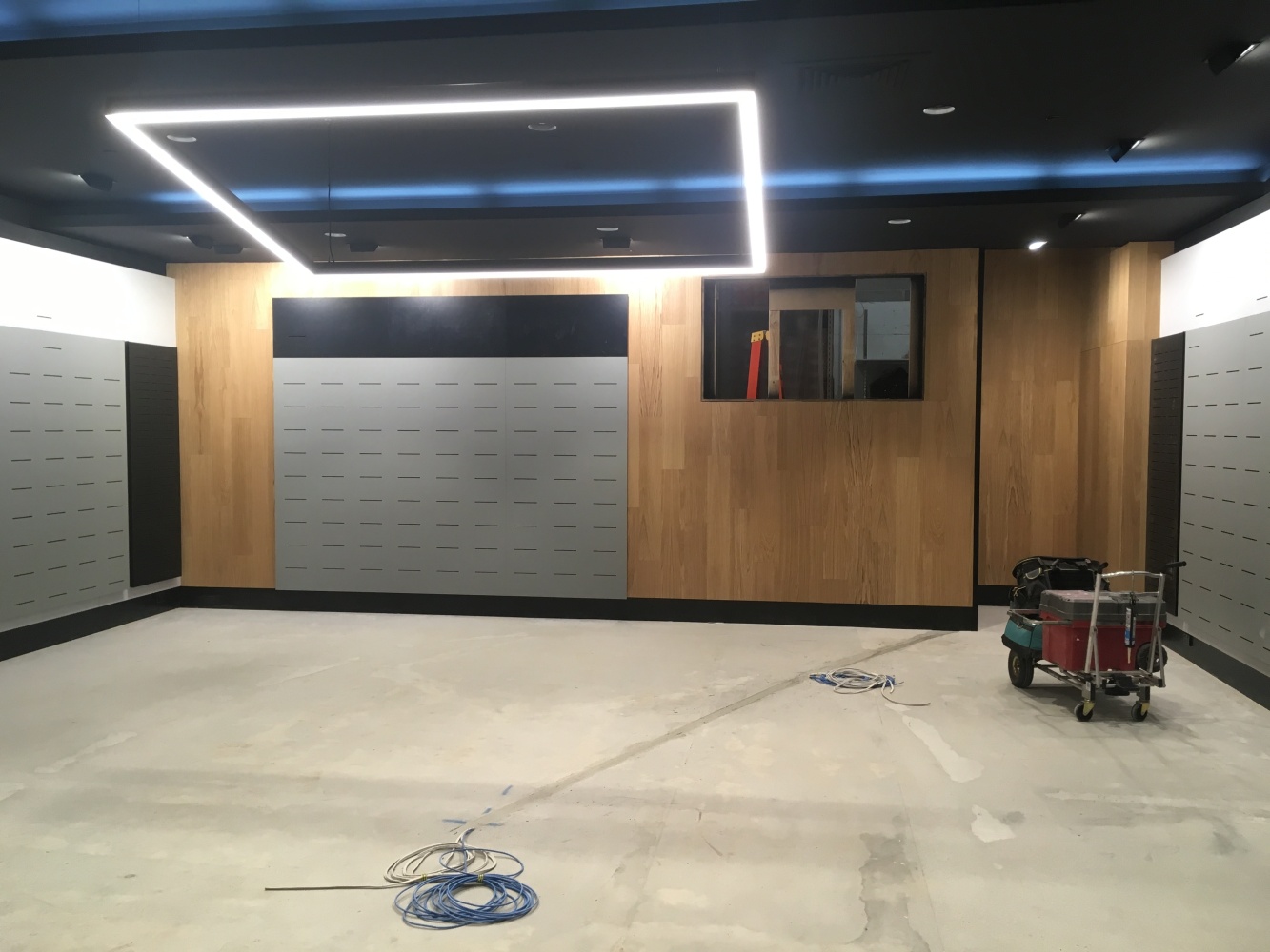 Athlete's Foot Fitout: Doncaster