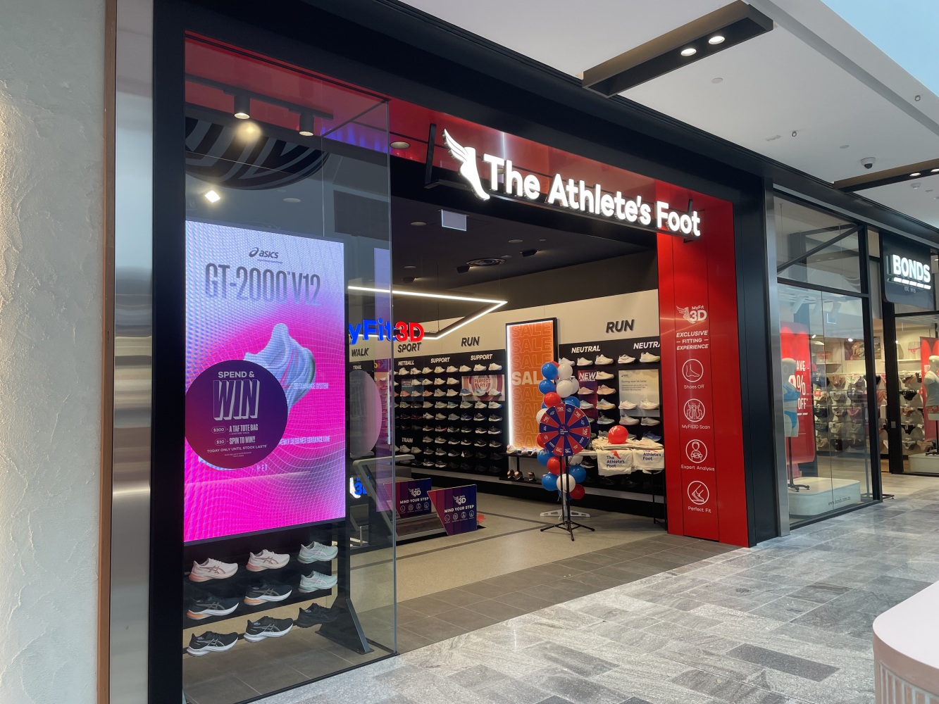 Athlete's Foot Fitout: Knox