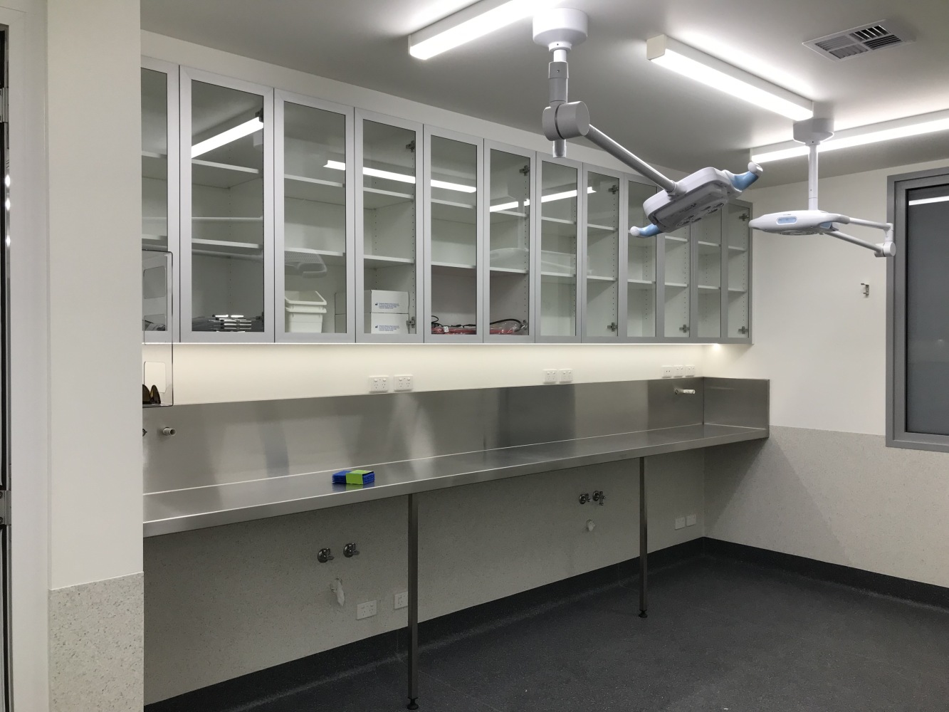 Port Philip Animal Hospital Fitout